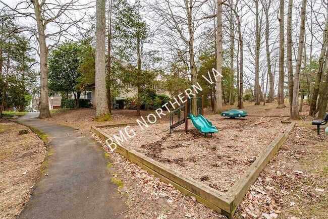 Building Photo - 12536 Flatwood Cir