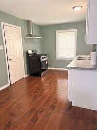 Building Photo - 4323 Groton Dr