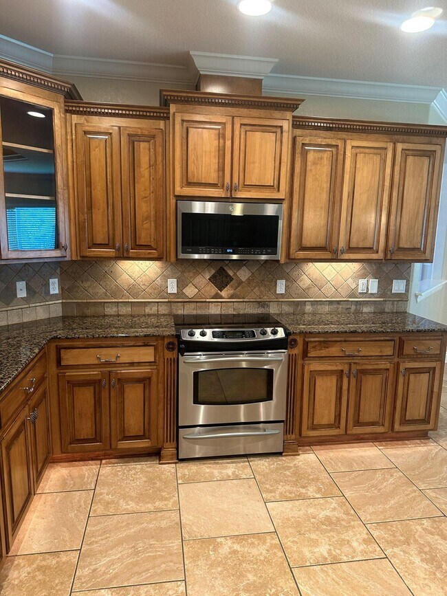 Building Photo - 7392 Old Magnolia Ct