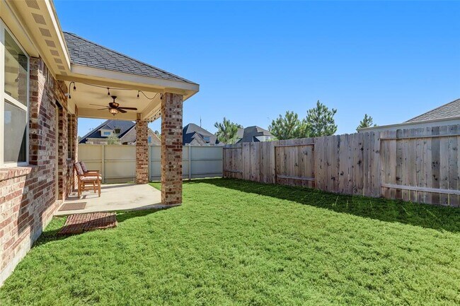 Building Photo - 16454 Rosary Pea Pl