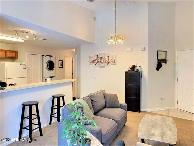 Building Photo - 6100 Maggies Cir