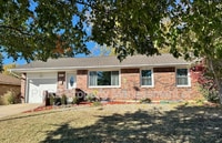 Building Photo - 5216 SW 33rd St