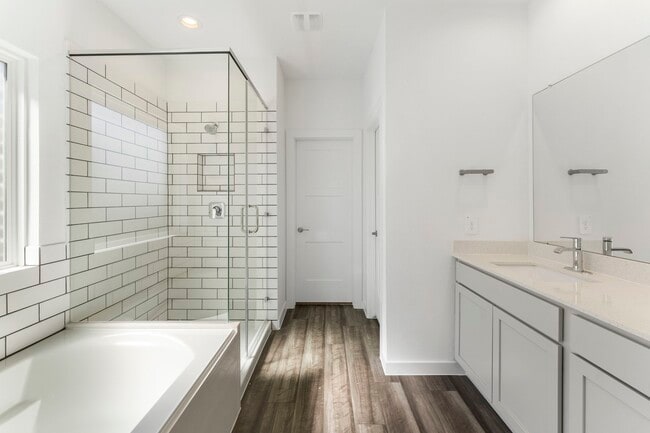 Building Photo - 13340 Bear Creek Ct