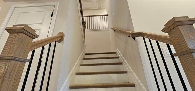 Building Photo - 1630 Branthaven Ln