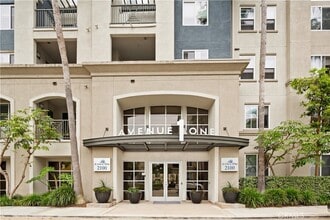 Building Photo - 2170 Scholarship