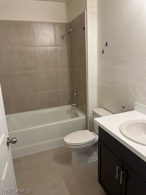 Building Photo - 25118 Doredo Dr