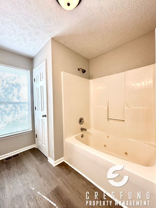 Building Photo - 7 MINUTES FROM INTERSTATE! Adorable 3 Bed Two Bath in Raeford - Ready for Move In TODAY!