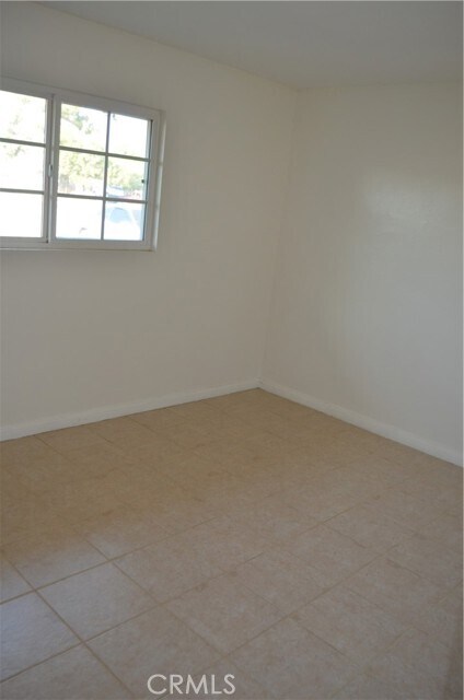 Building Photo - 9040 Cypress Ave