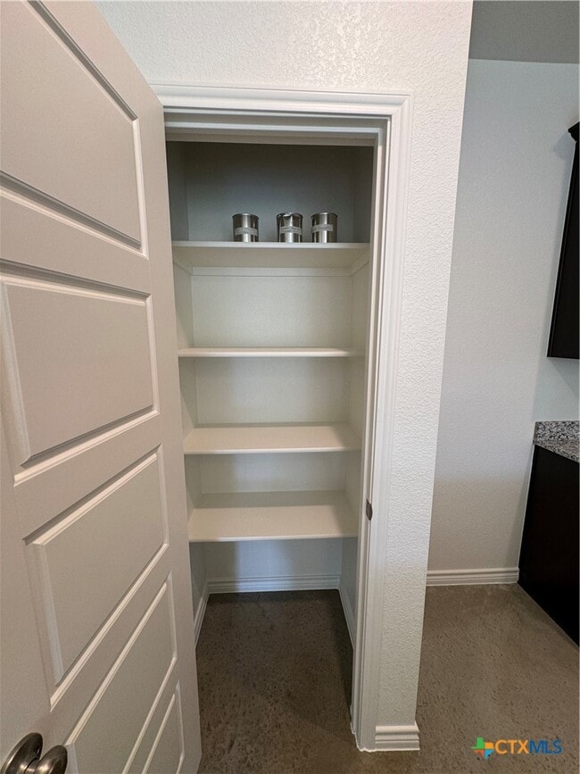 Building Photo - 3900 American Elm Dr