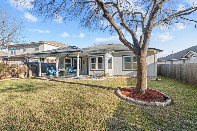 Building Photo - 1514 Lobo Mountain Ln