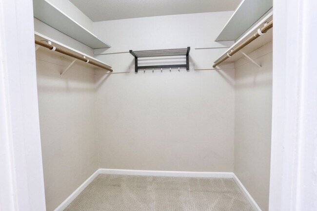 Building Photo - ? Updated 3BR/2BA Foster City Condo – Half...