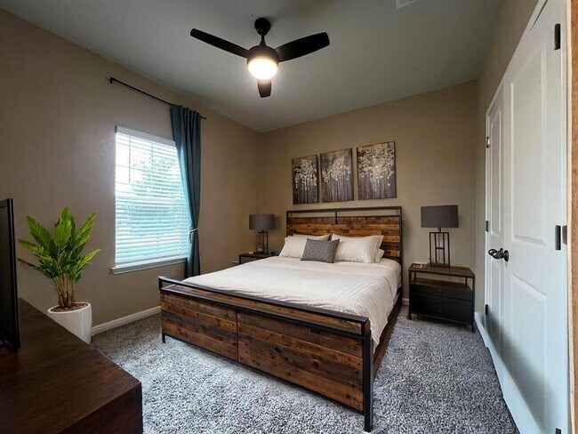 Building Photo - 1509 Deering Run