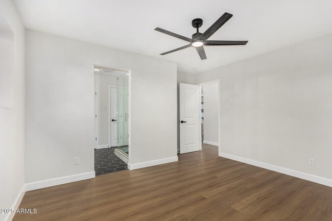 Building Photo - 6413 E Holly St