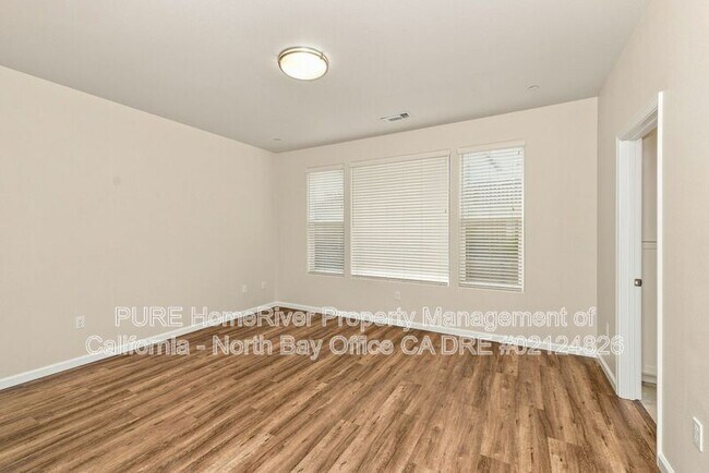 Building Photo - 1665 Hopper Ave