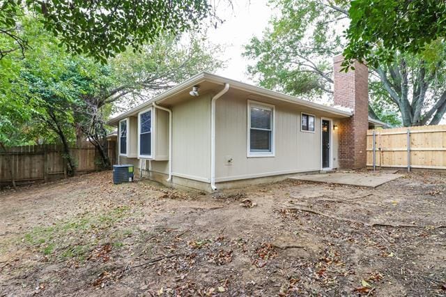 Building Photo - 331 Angelina Dr