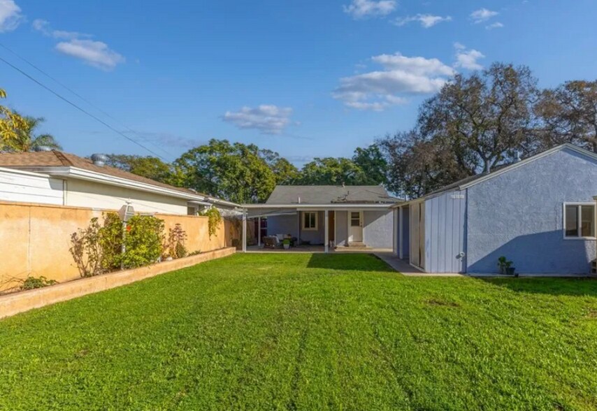 Building Photo - 1410 S Olive St