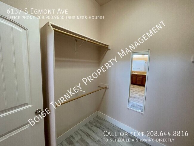 Building Photo - 6137 S Egmont Ave