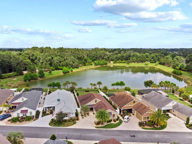 Building Photo - Exquisite 3 Bedroom 2 Bath Waterfront Home...
