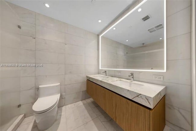 Building Photo - 500 Alton Rd