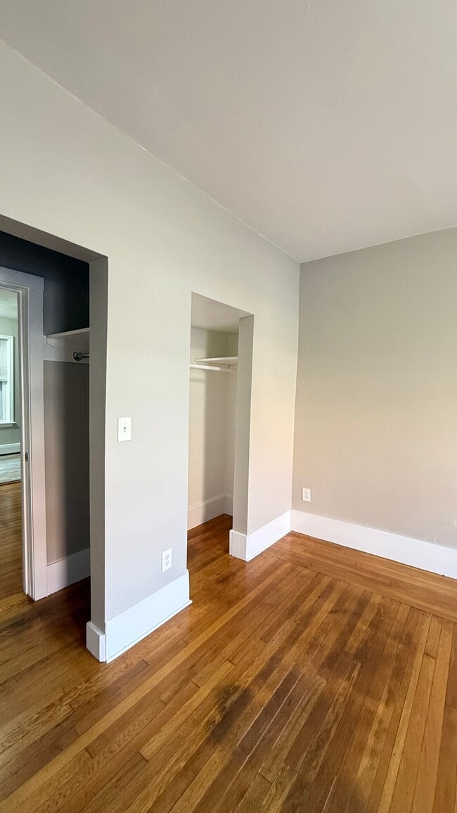 Building Photo - 75 Division St