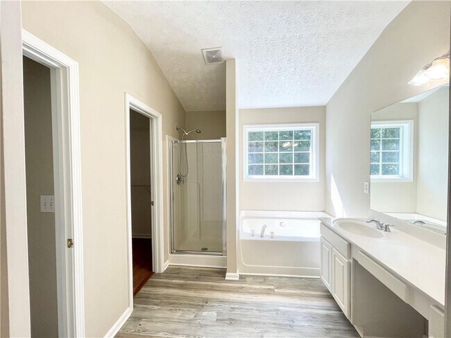 Building Photo - 3543 Butler Springs Trace