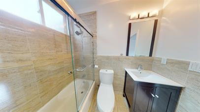 Building Photo - Spacious 6BR/5BA Single-Family Home in Par...
