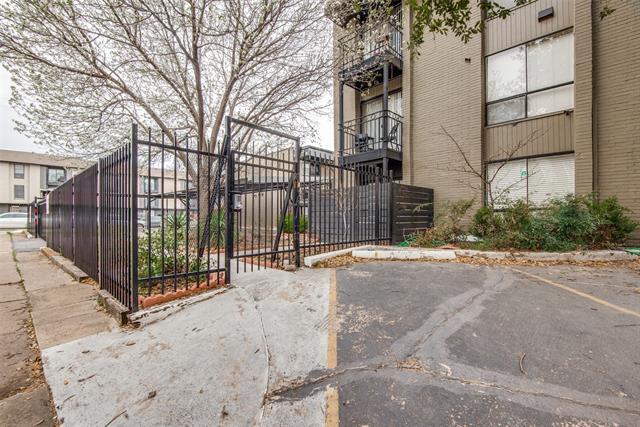 Building Photo - 4301 Hartford St