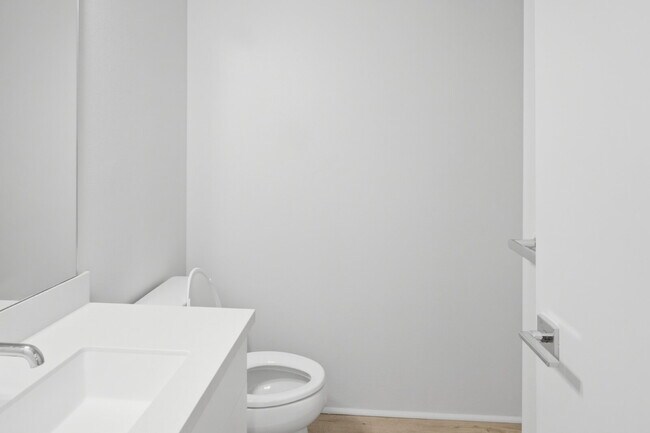 Building Photo - BRAND NEW 3 Bedroom Townhome in Hoopili | Split A/C | 2 Parking | $3,900/Month
