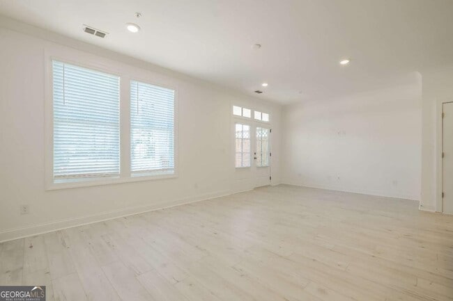 Building Photo - 514 Alice Wy