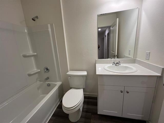 Building Photo - 1324 Lake Apline Trl