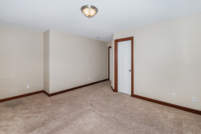 Building Photo - 8132 Clifford Cir