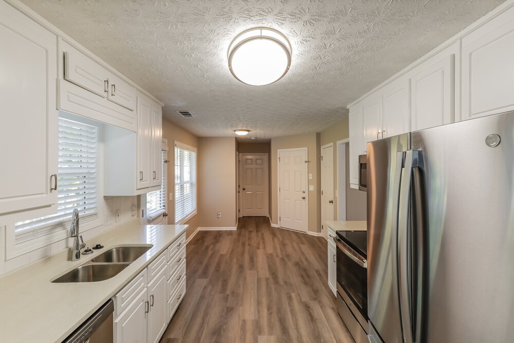 Building Photo - 10 Dearing Cove