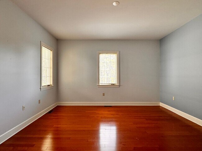 Building Photo - Private Farm Home in North Garden - Enjoy Fantastic Views - Main Level Primary Suite!