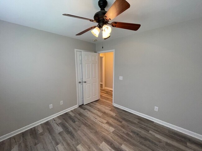 Building Photo - Fantastic Graham Home For Rent!