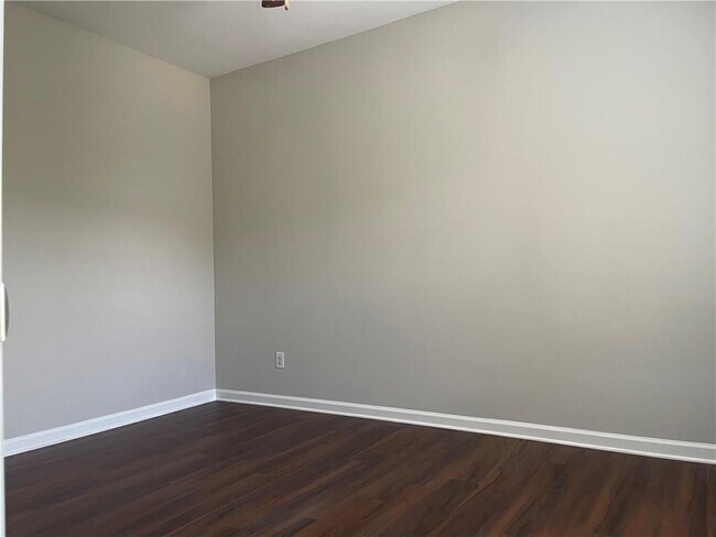 Building Photo - 369 Hardy Water Dr SE