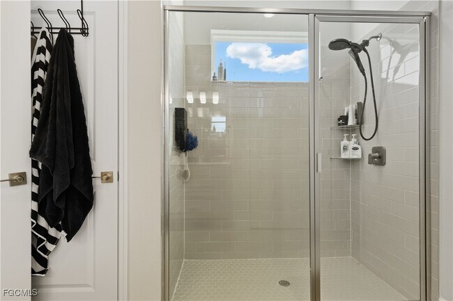 Building Photo - 525 Tropicana Parkway W