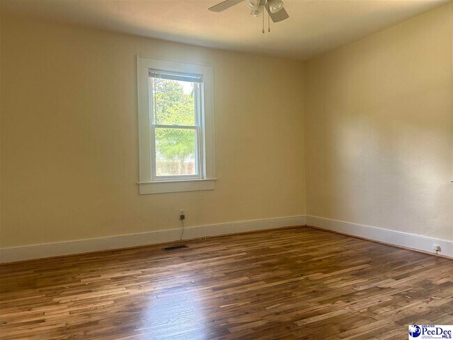 Building Photo - 1308 Wenonah Dr