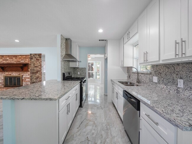 Building Photo - 29414 Stapleford St