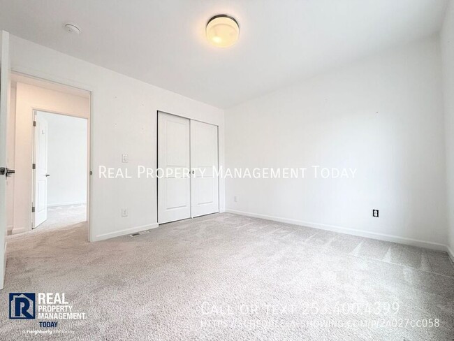 Building Photo - 15329 SE 278th St