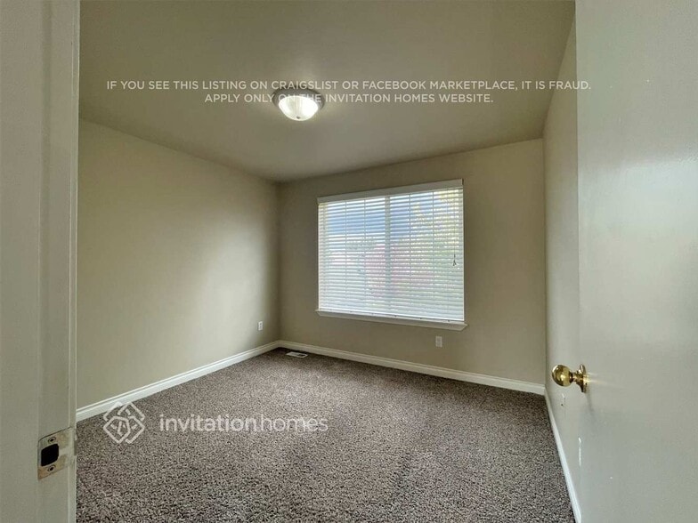 Building Photo - 18018 37th Ave Ct E