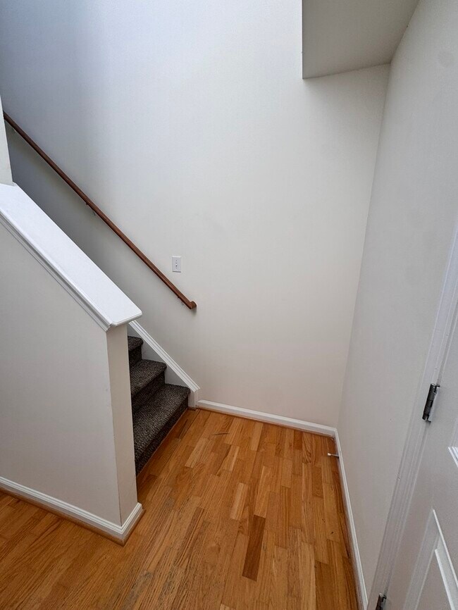 Building Photo - Classic 4-Bedroom Home in McKinley Mill