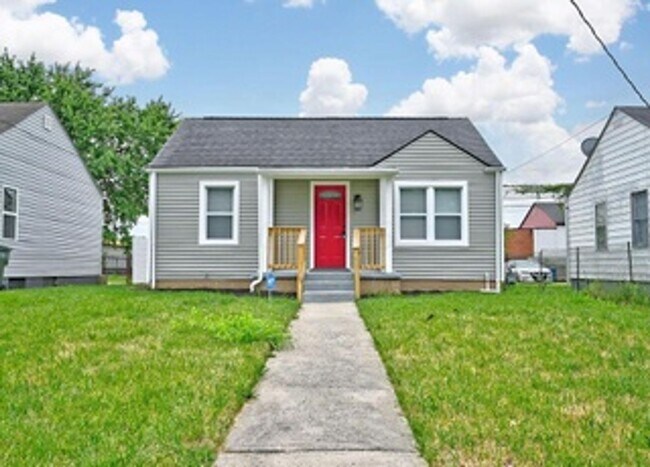 Building Photo - Half-Off 1st Month’s Rent! | Renovated 2BR Home + Bonus Room