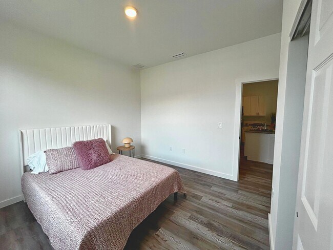 Building Photo - Modern Living Redefined: Luxury Duplexes i...