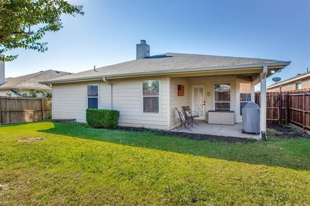 Building Photo - 820 Bamboo Dr