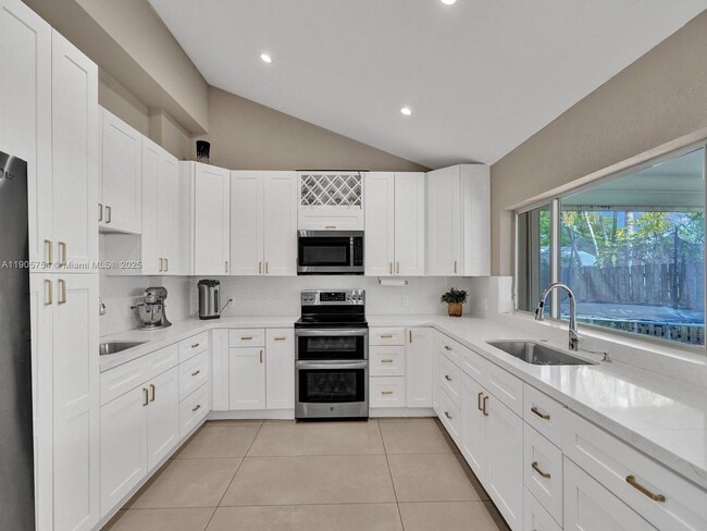 Building Photo - 9700 NW 33rd St