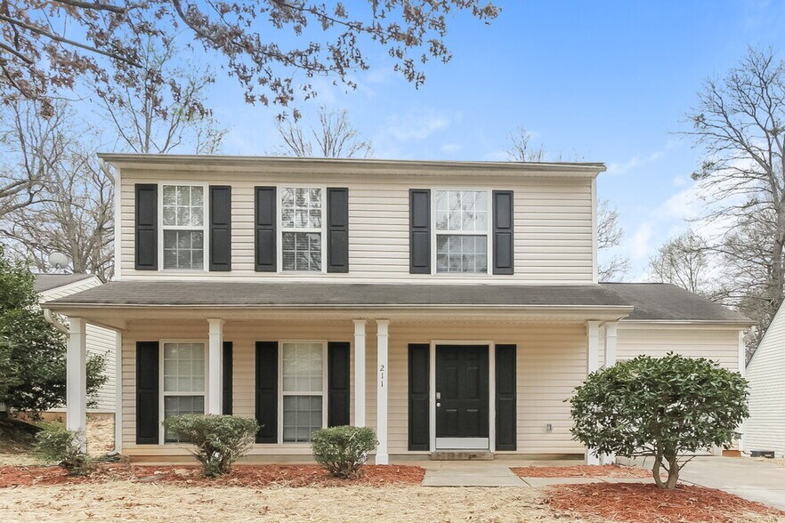 Building Photo - 211 Winding Canyon Dr