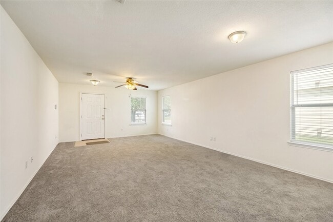 Building Photo - 22031 Silverfield Park Ln