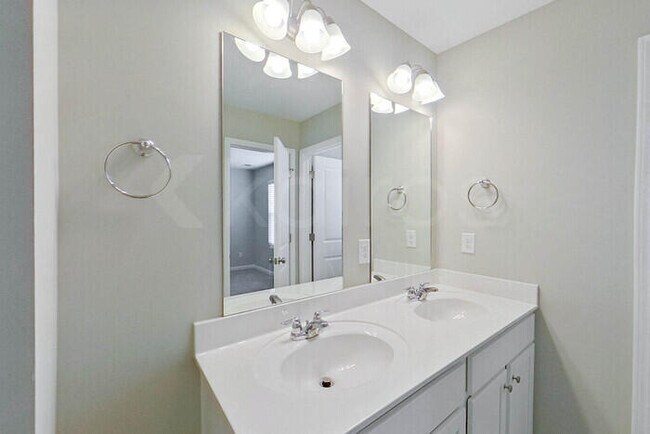 Building Photo - 7273 Foggy River Dr