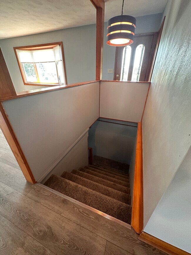 Building Photo - 3206 W 1000 N