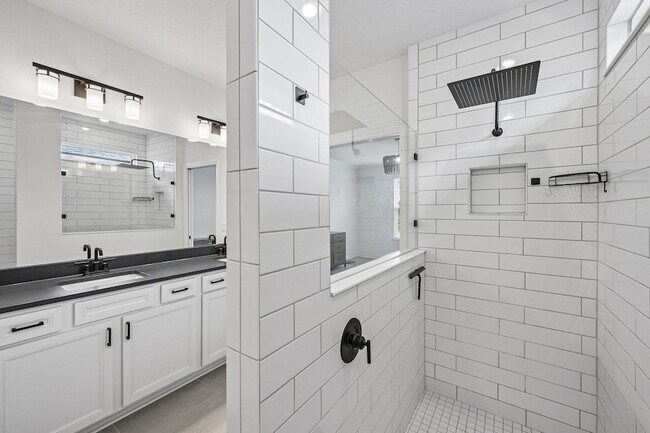 Building Photo - 191 Pinzon Pl